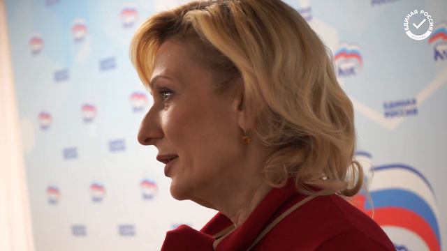 Сенатор Инна Святенко: Гуманитарные будут проходить до тех пор, пока в этом есть необходимость смотреть онлайн