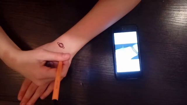 КАК СДЕЛАТЬ ВРЕМЕННУЮ ТАТУИРОВКУ В ДОМАШНИХ УСЛОВИЯХ! | смотреть онлайн