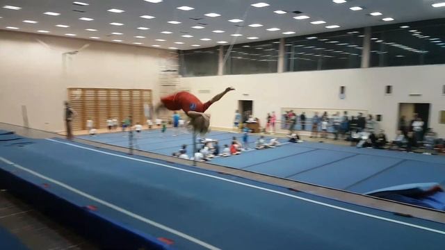 Пересвет Карпенков на дорожке - 3 взрослый разряд смотреть онлайн