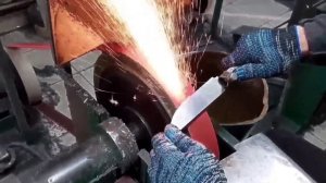 Делаем легендарный нож из рессоры: проверяем твердость и качество!