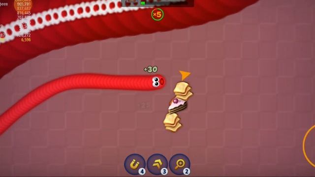 Гигантскому Червю не повезло! Игра Worms Zone io! смотреть онлайн