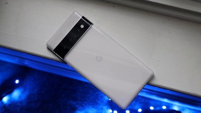 Google Pixel 6 Pro In 2023! (Still Worth Buying?) (Review) смотреть онлайн