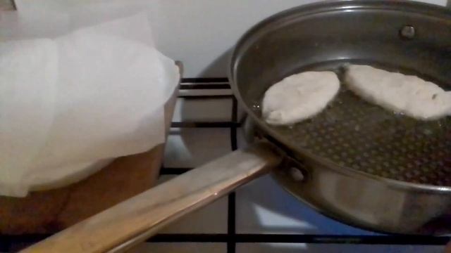 Живу в селе!Топлю печь.Жарю пирожки. смотреть онлайн