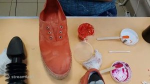 Как покрасить замшу. Крем для замши. Секреты, лайфхаки. RANGA live.