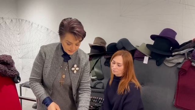 Красная помада и как ее нанести | Примерки в Модном доме CROKI