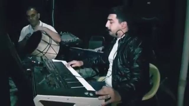 Мугам, азербайджанская песня и мелодия с моими сокращениями )