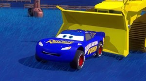 Cars Toons ⚡️Fabulous Lightning McQueen Vs Miss Fritter Tractor Tipping