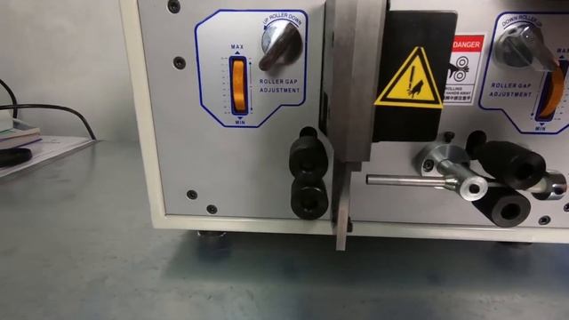 SWT508-SD Зачистка одножильного алюминиевого провода с изоляцией 2,5 кв. мм смотреть онлайн