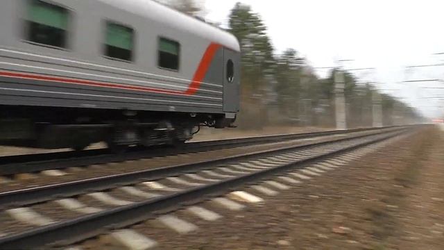 Электровоз ЭП20-064 (ТЧЭ-6) со скорым поездом №042Ч Великий Новгород - Нижний Новгород. смотреть онлайн