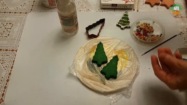 Мастер-класс «Новогодние украшения из солёного теста» смотреть онлайн