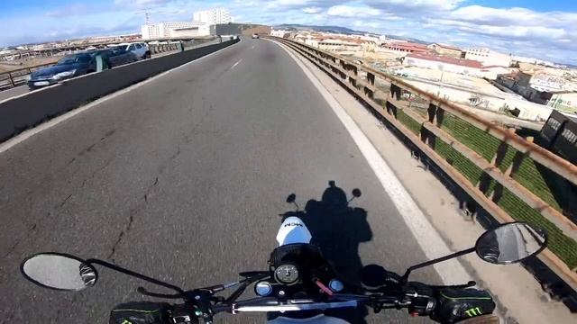 Test Mash 650 X Ride