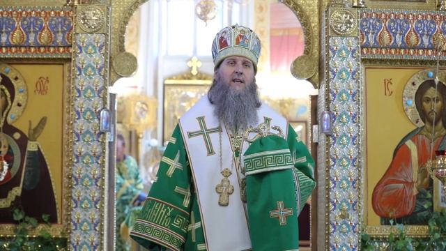 Божественная литургия в день Святой Троицы (Пятидесятница). Проповедь митрополита Даниила смотреть онлайн
