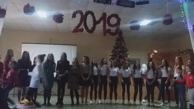 Деспасіто у виконанні наших дівчаток) смотреть онлайн