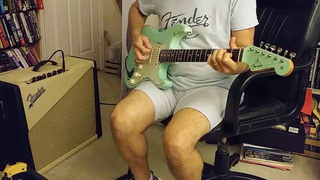 Fender Custom Shop - "Two-Tone" RARE 15 watt Tube Amp (Demo #2) смотреть онлайн
