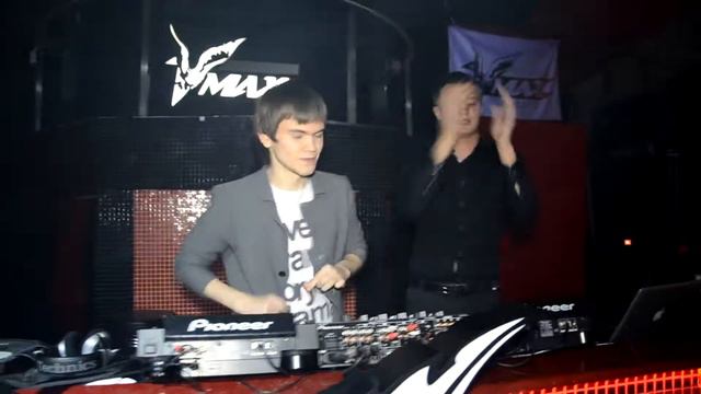 Vmax club 22.09.12.Smart Casual смотреть онлайн