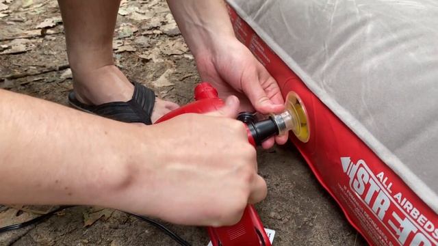 How to Quickly Deflate a Mattress Outdoors смотреть онлайн