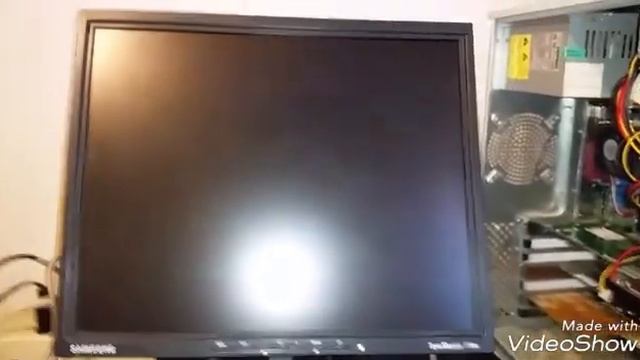 Building My First PC Linux Ubuntu 7.1 смотреть онлайн