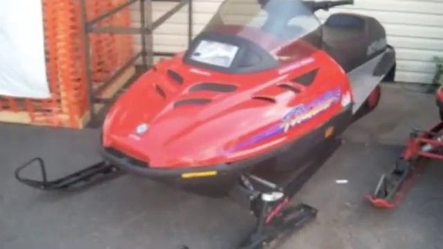 Snowmobiles смотреть онлайн