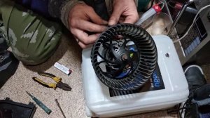 Замена щеток мотора печки фольц ваген гольф 4 продолжение