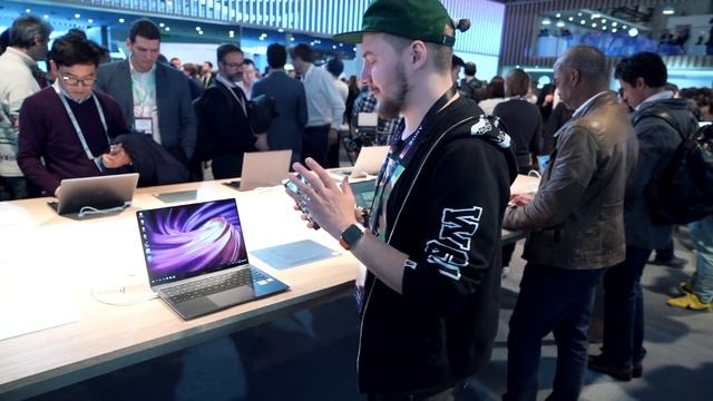 Новый Huawei Matebook X Pro прокачали магией Apple смотреть онлайн