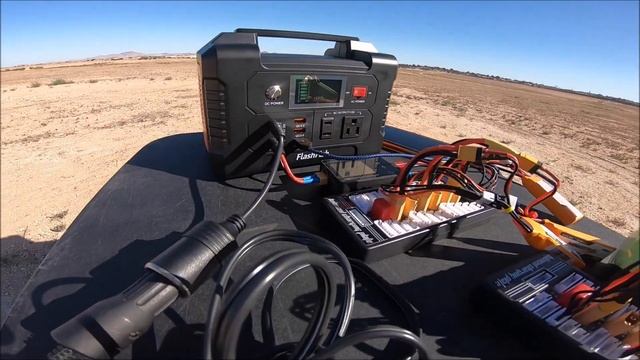 FlashFish E200 Charge Up Your Drone Batteries With This Awesome Portable Power Station смотреть онлайн