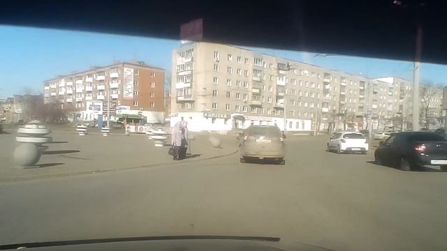 бабульки на кольце см с 0:25 смотреть онлайн