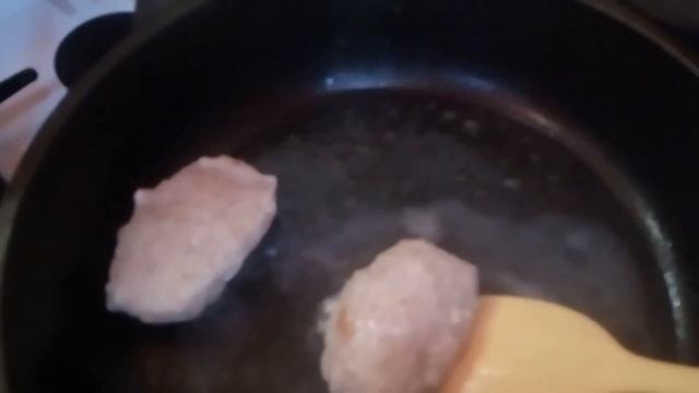 КАК ПРИГОТОВИТЬ БЫСТРО РИСОВУЮ КАШУ , КУЛИНАРИЯ ДЛЯ СТУДЕНТОВ . . УРОК НОМЕР ДВА . смотреть онлайн