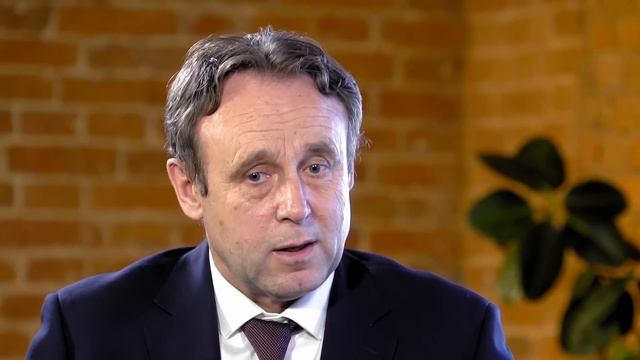 Космонавт Сергей Залетин: о зарплатах, гибели Гагарина, Илоне Маске и туалете на МКС смотреть онлайн