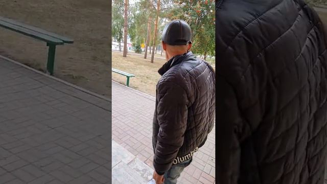 бухой чел .братану бухло принёс. смотреть онлайн