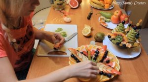 Фруктовая тарелка, фигурная нарезка на новый  2020 год Сама нарезала