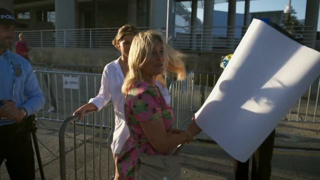 Wahlgrens värld | Bianca Ingrosso och Pernilla Wahlgren hejar fram Benjamin Ingrosso i Portugal смотреть онлайн