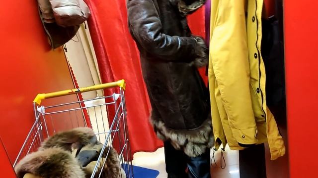 Шубы и дубленки в СЕКОНД-ХЕНДЕ? Моя обновка из ZигZага УДАЧИ! смотреть онлайн