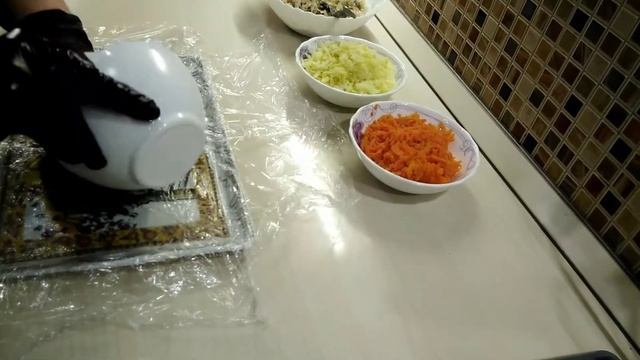 Шуба-ролл. Удобно взять с собой. Классика в оригинальной подаче.