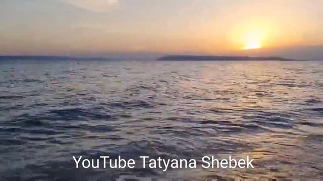 Вечернее море. Закат Солнца над Адриатичным морем. смотреть онлайн