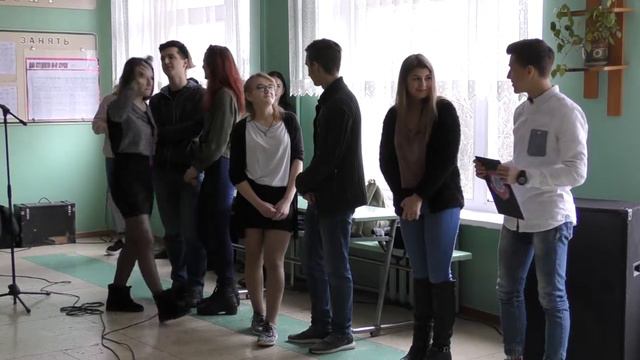 День святого Валентина в коледжі смотреть онлайн