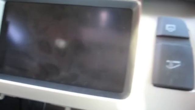 How to Remove CD Changer / Display / Speedometer Cluster from 2007 Audi Q7 for Repair. смотреть онлайн