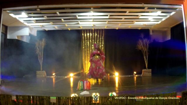 ITZA SARUAT   CIGANA ROMANÊS - Gipsy Dance