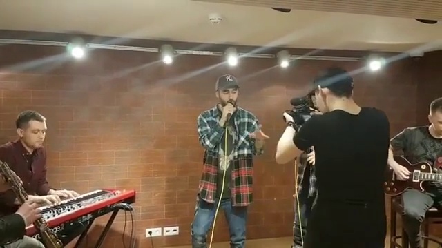 Ани Лорак и Мот (инстаграм) смотреть онлайн