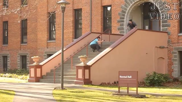 BMX Rider Lands On Head From Rail Slide.Упал смотреть онлайн
