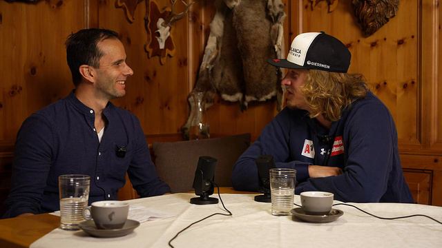 Servus Wintersport Vodcast – Folge 3 | "I leb mei Leben": Manuel Feller im ausführlichen Talk смотреть онлайн