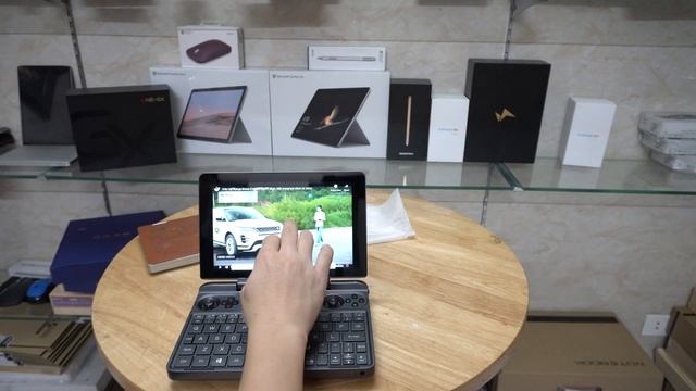 Trên tay Laptop chơi game GPD Win Max chip Core i5-1035G7/16G DDR4/512G SSD смотреть онлайн