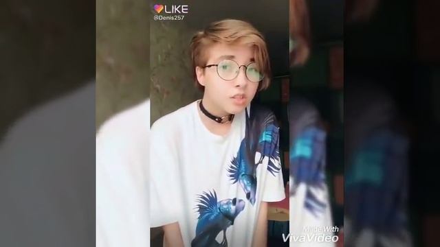 Старые видео Яна с Тик Ток и Лайк ( фан-аккаунт ) ... смотреть онлайн