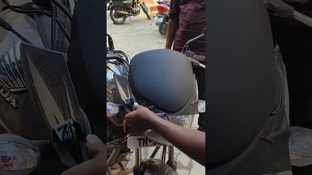 #meera #sticker ⚡#meerashop ?#madurai Honda ?Honda shine visor ? sticker ? смотреть онлайн