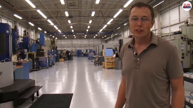 Илон Маск проводит экскурсию по офису SpaceX |2010, На русском| смотреть онлайн