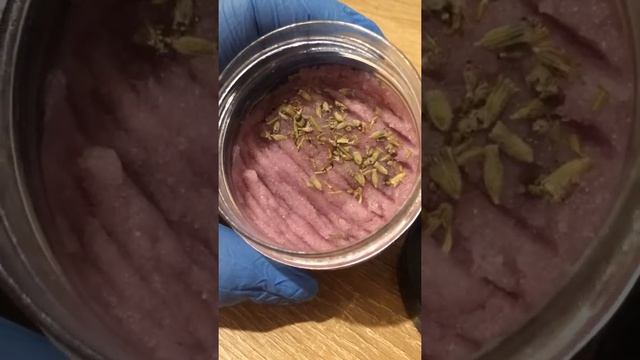 Сахарно-солевой скраб Лаванда смотреть онлайн