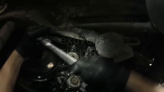 VW T4: AAB 2.4L Diesel Timing Belt & Water Pump (Part 2) смотреть онлайн