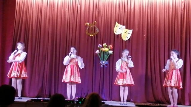 песня "Крапива-лебеда" от гр. Веснушки смотреть онлайн