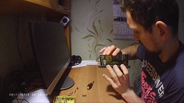 Разбор YotaPhone 1 поколения смотреть онлайн