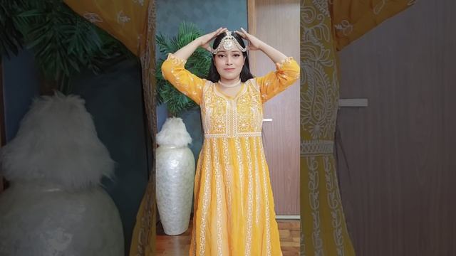 LIFE CHANGING HACK FOR ALL THE GIRLS & BRIDES ?♀ DIY BRIDAL MATHA PATTI #SHORTS #ytshorts #beauty смотреть онлайн