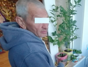 Любитель выращивать коноплю